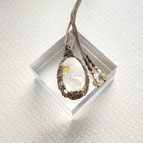 希少 アイリス スモーキークォーツ（レインボースモーキークォーツ