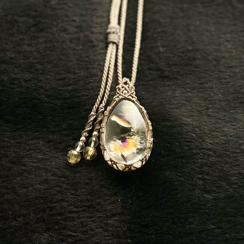 希少 アイリス スモーキークォーツ（レインボースモーキークォーツ