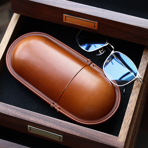 カプセル型の本革メガネケース　6色　名入れ対応　サングラス　老眼鏡　ペンケース　小物入れ　筆箱　小物ケース　 2枚目の画像