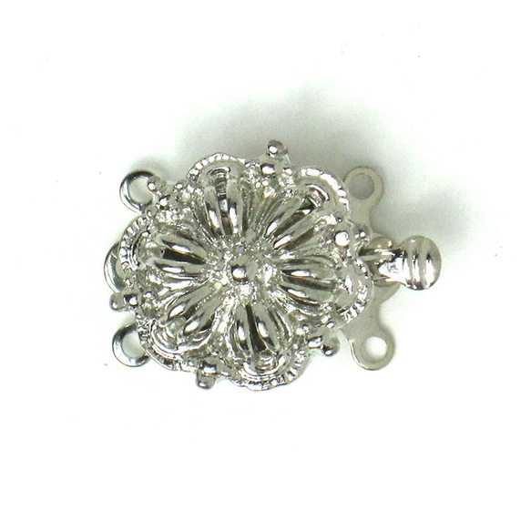 ハンドメイド シルバー 花モチーフ アクセサリーセット　 Ｘー4点 良質 ネックレス スクラプ 留め具 2連用 花 シルバー アクセサリー