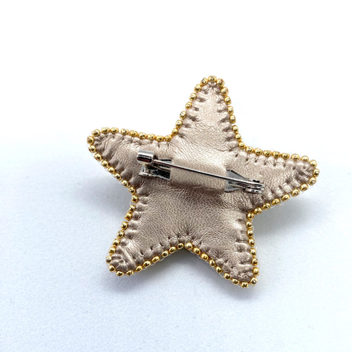 ビーズ刺繍ブローチ 大人 スター キラキラビジュー ホワイト