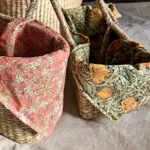 山葡萄手編みかごバッグ　六角花編　 ピンパーネル ウィリアム モリス Fabric by ベストオブモリス山葡萄のかごバッグ【六角花編み
