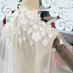 エレガント トップス ケープ風ボレロ　ウエディングドレス 咲き誇... 3枚目の画像