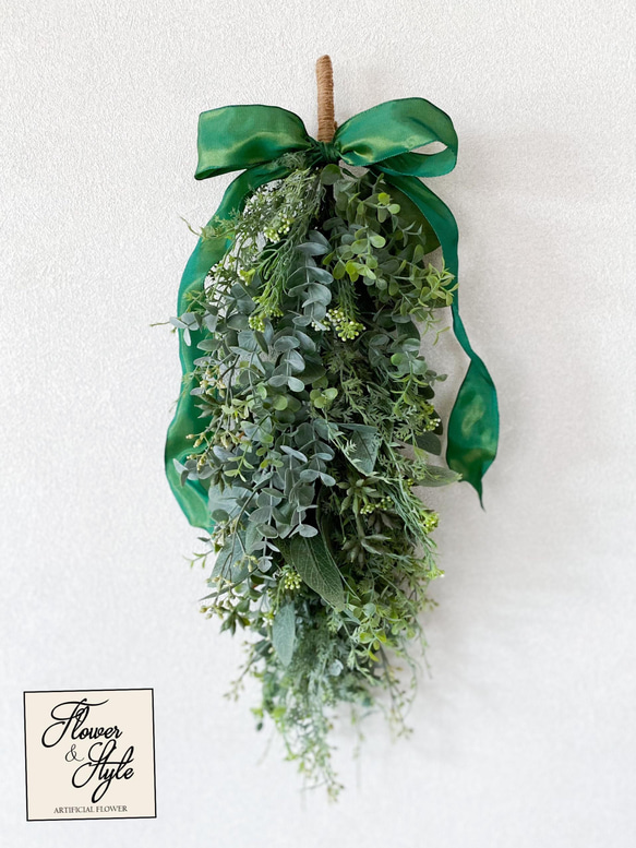 ユーカリのグリーンスワッグ　年中飾れる　枯れない　アーティフィシャルフラワー　造花　プレゼント　壁掛け　スワッグ 3枚目の画像