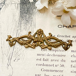 フランスのアンティーク装飾パーツ・小花とリボン 3枚目の画像