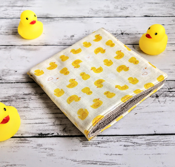 ひよこ ガーゼハンカチタオル 約30cm✕約30cmダブルガーゼ マイクロ  