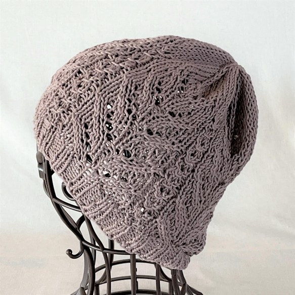 【送料無料】透かし編み帽子　H2049 1枚目の画像