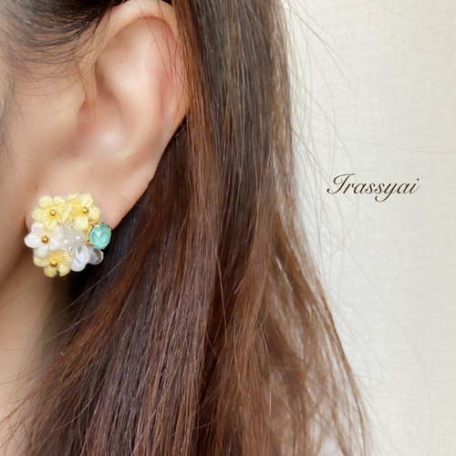 lemon】手編みレモンイエローの小さいお花とミントグリーンの