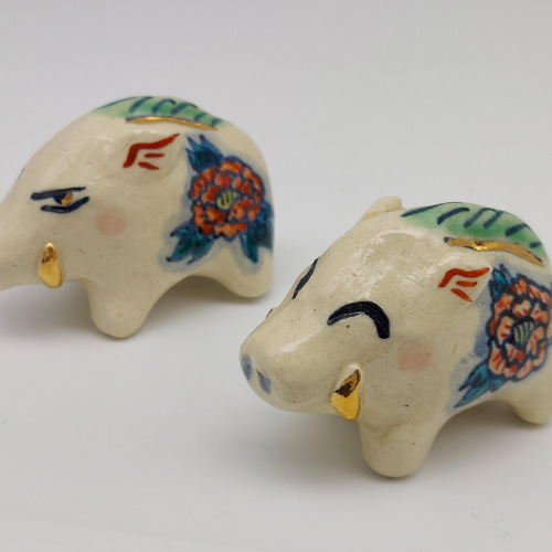 干支亥 イノシシ（星☆柄・牡丹と桜柄） 小サイズ その他置物 hika