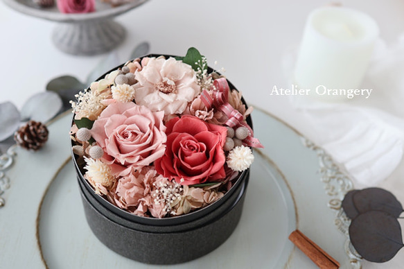 絵画のようなフラワーボックス ピンク 母の日 カーネーション 退職祝い 結婚祝い 誕生日 ローズ 11枚目の画像