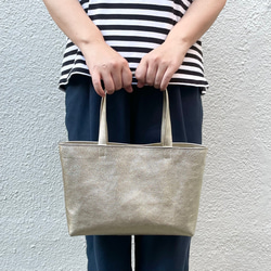 ピッグスキンの小さなトートバッグ　 ゴールド・シルバー 9枚目の画像