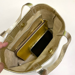 ピッグスキンの小さなトートバッグ　 ゴールド・シルバー 5枚目の画像