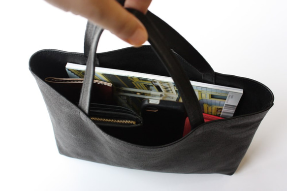 ピッグスキンの小さなトートバッグ　 ゴールド・シルバー 14枚目の画像