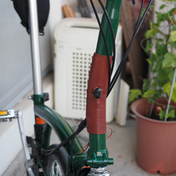 ブロンプトン自転車用ハンドルポスト本革カバー（受注生産） 652ff1bd9f3b6162468271cb8c0f69