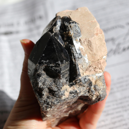 最強天然モリオンの原石 黒水晶 山東省産 邪気払い 悪縁切り 浄化 大きめ