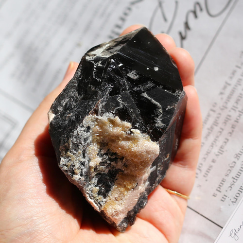 天然モリオンの原石 最強魔.除け 黒水晶 山東省産 邪.気払い 悪.縁切り