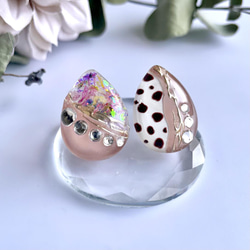 glass drop dalmatian dried flower Earrings 8枚目の画像