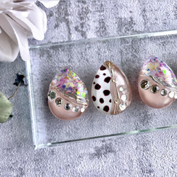 glass drop dalmatian dried flower Earrings 5枚目の画像