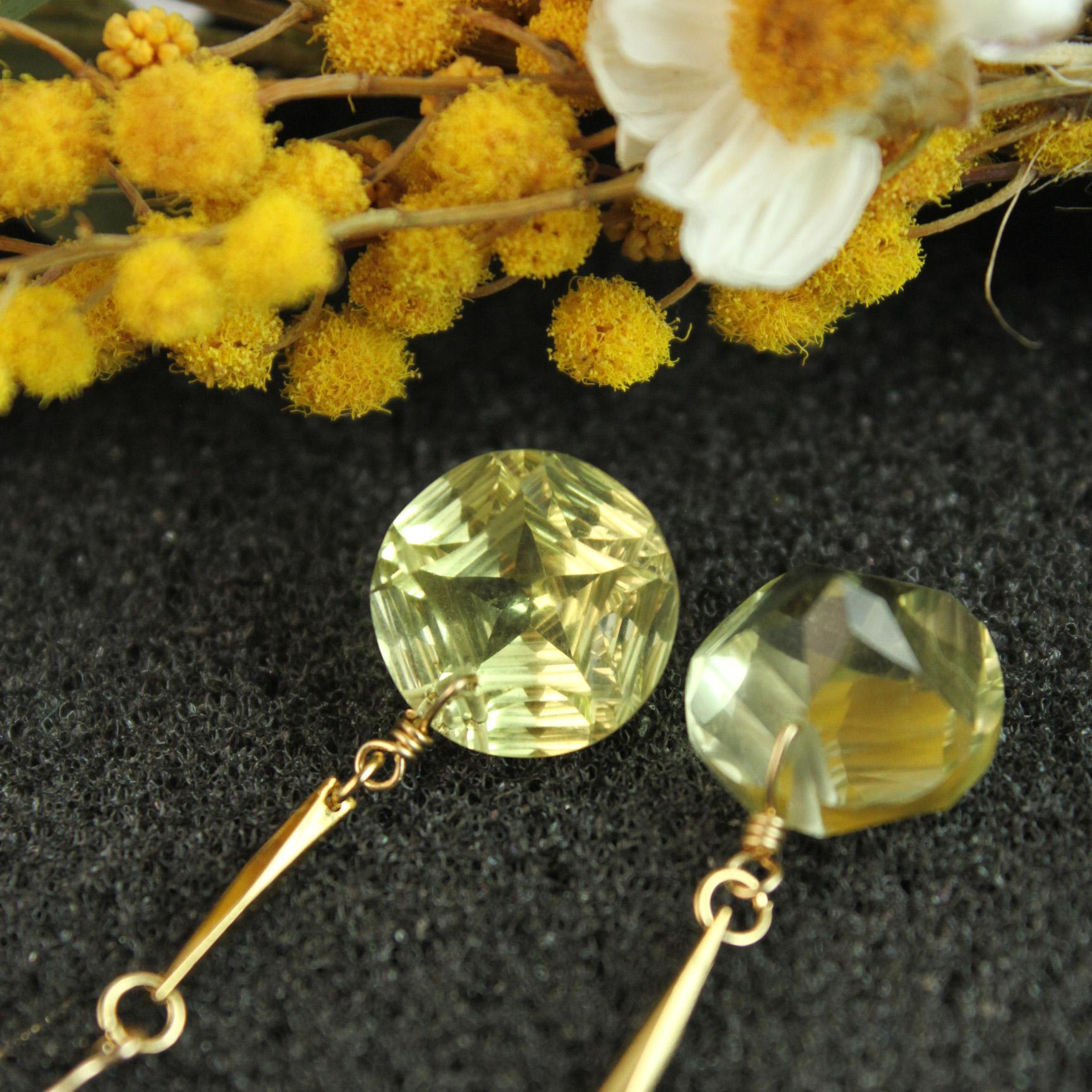 【訳アリ】星が浮かぶ耳飾り（ギフト発送）