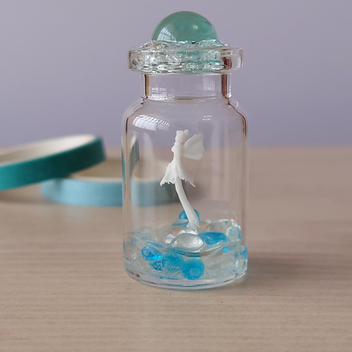 CiC　UR　05-003　小瓶の中の魔法使い 小瓶の中の妖精＊魔法の小瓶 立体・オブジェ black-tail 通販