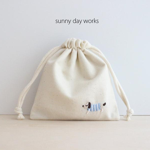 おすまし犬の刺繍入りミニ巾着 巾着袋 sunny day works 通販