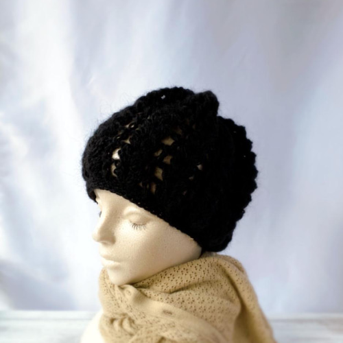 メタモルフォーゼ　別珍薔薇コサージュ付き帽子　ブラック メタモルフォーゼ 別珍薔薇コサージュ付き帽子 ブラック NICK GEAR