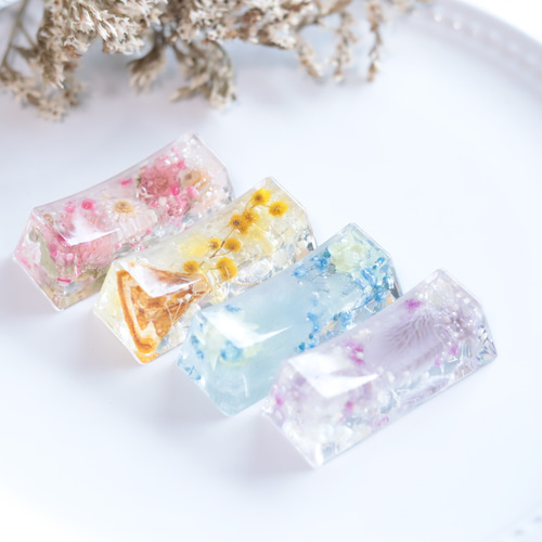 NO.98 ホワイトミモザ＆イタリアミモザ✨固まるハーバリウム箸置き2セット NO.98 ホワイトミモザ＆イタリアミモザ✨固まるハーバリウム箸置き2