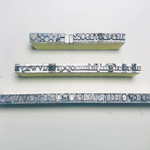 活字 3号(1) 活字1セットと活字ホルダーのセット販売です