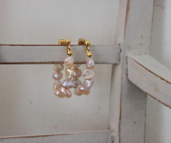 彩色珍珠耳環 天然淡水珍珠 不鏽鋼耳針 第1張的照片
