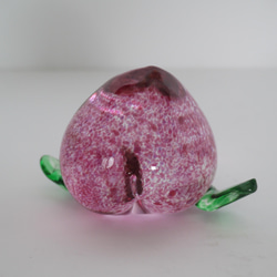 【アミチョコ様オーダー品】ガラスのフルーツたち　～メロン・桃・イチゴ～ 5枚目の画像