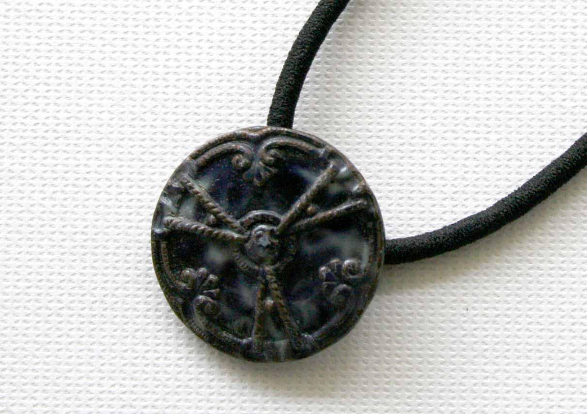 アンティークボタンヘアゴム／ロープつなぎ模様ボタン（AB-015）