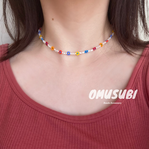 レトロなフラワービーズとチェコシードのビーズネックレス