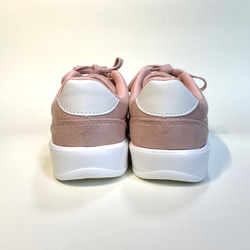 非常輕便！麂皮雙色運動鞋（淺粉色 x 古銅色）23.0〜24.0cm 第5張的照片