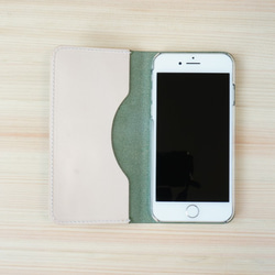 牛革 iPhoneSE (第3世代/第２世代) カバー  ヌメ革  レザーケース  手帳型  グリーンカラー 3枚目の画像