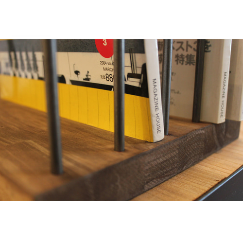 無垢とアイアンのブックスタンド アイアン製 本立て 収納 ウォルナット