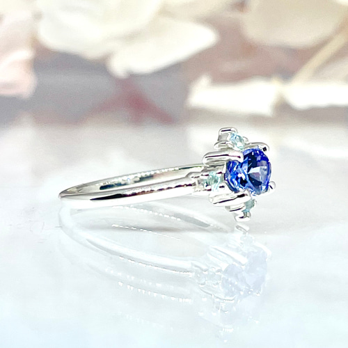 Pt(プラチナ)最高品質タンザナイトとブルートパーズのオーバルリング