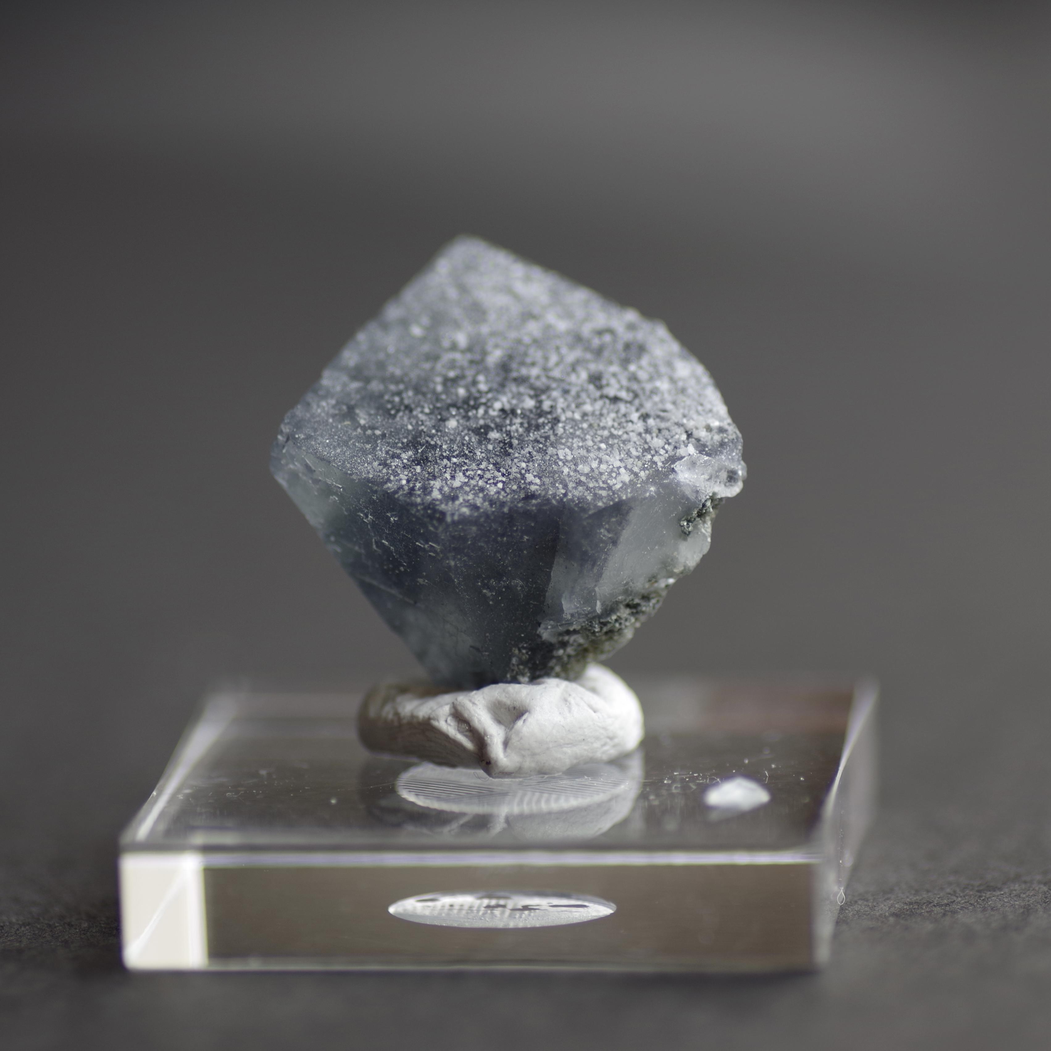 フローライト 【一点物】 原石 鉱物 天然石 (No.1409)