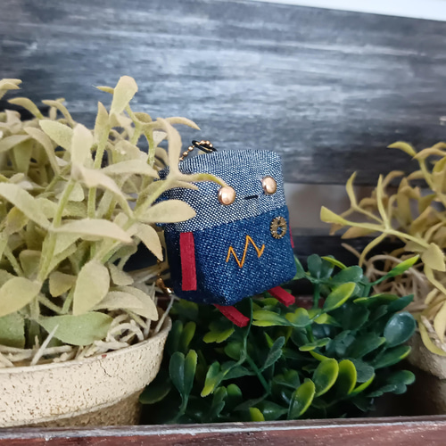 ロボchi9号 マスコット┃ロボット ぬいぐるみチャーム デニム