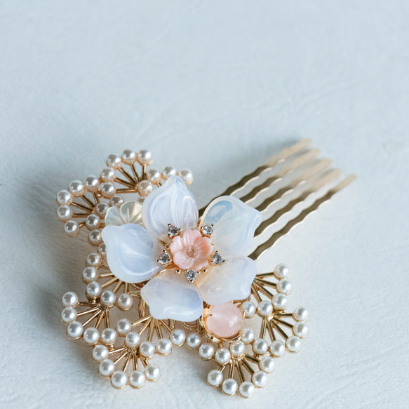 パールの松とお花のヘアコーム  蝶貝シェル花 10枚目の画像