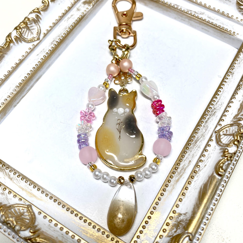 ハンドメイド＊レジン 猫 キーホルダー 三毛猫 チャーム 可愛い