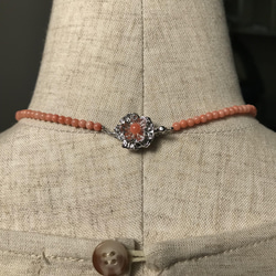 少し長めの約46cmピンク珊瑚玉ネックレス・シンプルで優しい春色　R40409 8枚目の画像