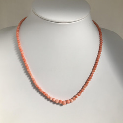 少し長めの約46cmピンク珊瑚玉ネックレス・シンプルで優しい春色　R40409 10枚目の画像