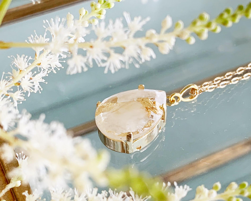 天然クリスタルストーンネックレス Lumiere Blanche 1954 Amazon.co.jp: LELOUCHY ムーンストーンネックレス