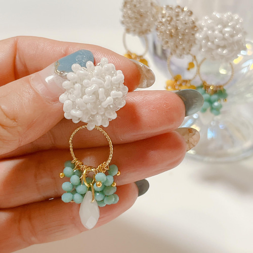 チェコビーズファルファーレのつぶつぶピアス/イヤリング 海 春