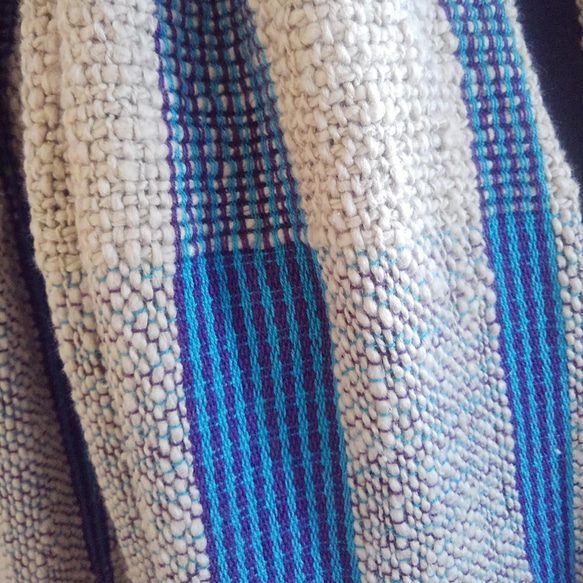 ガラ紡（オーガニックコットン）のストール　手織り（品番171） 8枚目の画像
