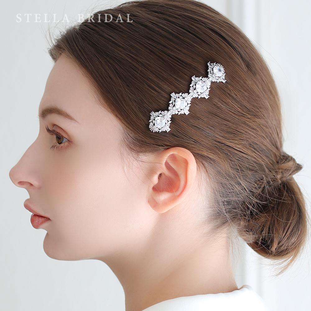 フォーマルやギフトにも＊クッションカットキュービックジルコニアのフローラルバレッタ