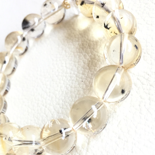 魂を制限するブロックや思い込みを手放し、より自由な魂・宇宙意識を