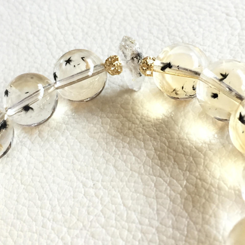 魂を制限するブロックや思い込みを手放し、より自由な魂・宇宙意識を