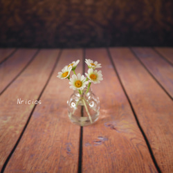 摘んできたお花を飾ったような　さりげなさが可愛い花 マトリカリア ✿クレイフラワーNO.MWＭ1−5 6枚目の画像