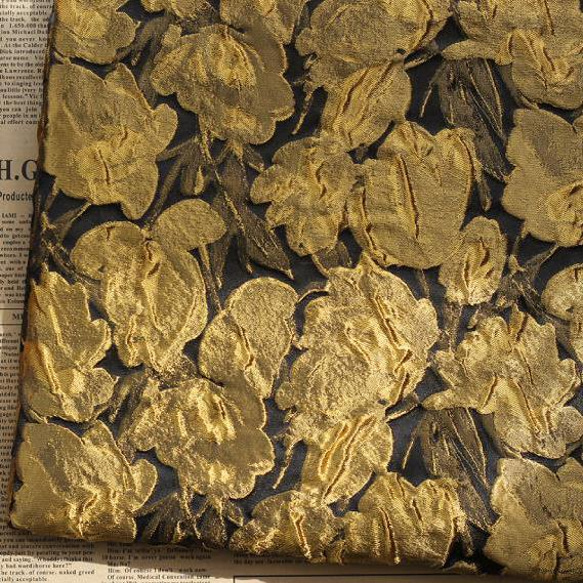 油絵感 金色のレリーフ模様 ジャカード織りの生地 [2699] 1枚目の画像